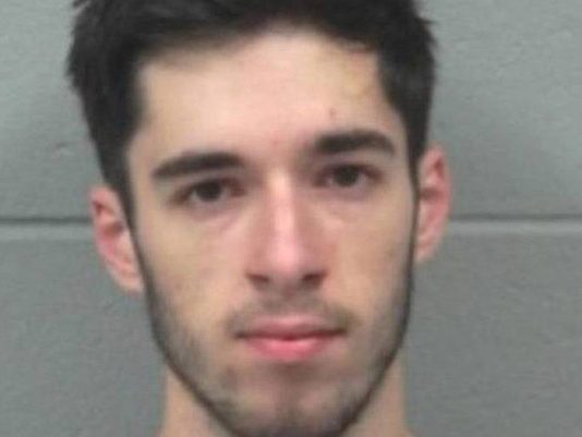 அமெரிக்காவில் 6 வயது சிறுமி மீது பாலியல் தாக்குதல் நடத்திய 19 வயது இளைஞன்!