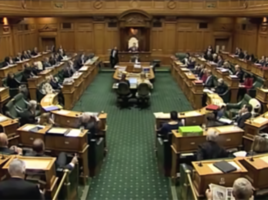 நியூசிலாந்து பாராளுமன்ற பொதுத் தேர்தல் – போட்டியிடும் இலங்கைப் பெண்!!