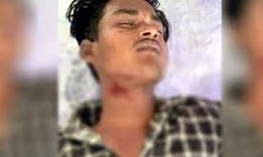 ஜெய்ஸ்ரீராம் என சொல்ல மறுத்த முஸ்லீம் இளைஞரின் நாக்கை கத்தியால் அறுக்க முயற்சி..! பட்டப்பகலில் அரங்கேறிய பகீர் சம்பவம்!