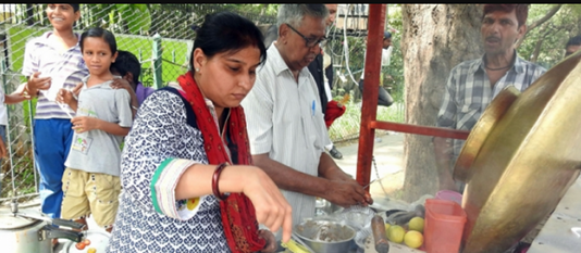 தெருவில் தள்ளு வண்டி கடை நடத்திய ஊர்வசி! 3 கோடி வீட்டுக்கு சொந்தக்காரியின் தற்போதைய நிலை என்ன தெரியுமா?