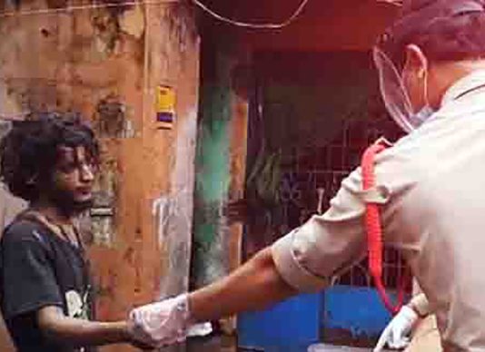 மனித தலையை அடுப்பில் சுட வைத்து சாப்பிட்ட சைக்கோ இளைஞர்.!