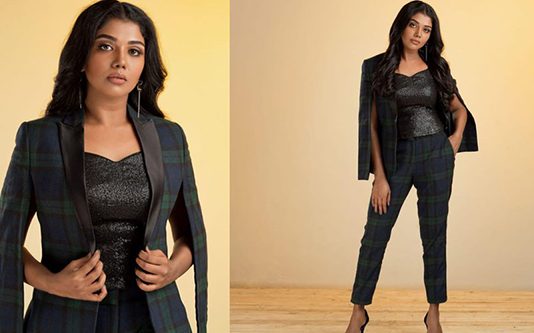 மாடர்னாக மாறிய தமிழ் பெண் ரித்விகா! எப்படி இருக்கிறார் தெரியுமா? வியப்பில் ரசிகர்கள்!!