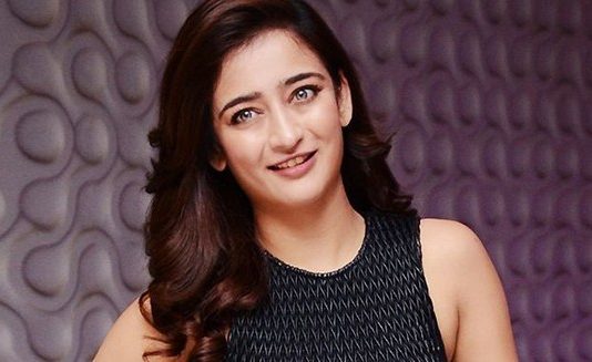 ஸ்ருதிஹாசனை விட அழகாக இருக்கும் அக்ஷராஹாசன் ! வைரலாகும் புகைப்படங்கள் !