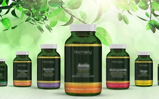 இலங்கையில் கொவிட் – 19 வைரஸ் பரவலைத் தடுக்கும் மூலிகை மருந்துக்கு அங்கீகாரம்!!