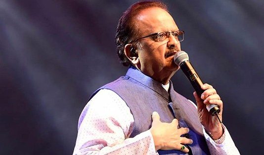 கண் இழந்த ரசிகனுக்காக எஸ்.பி.பி செய்த செயல்..கண்டிப்பாக இந்த வீடியோ பார்த்தால் அழுதுவிடுவீர்கள் – கண்களை கலங்க வைக்கும் எஸ்.பி.பியின் வீடியோ..!