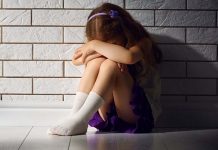 கண்ணாம்பூச்சி விளையாட சென்ற 3ம் வகுப்பு சிறுமி… வீட்டிற்கு வந்து வயிறு வலியால் அவதி! நடுநடுங்க வைத்த உண்மை!!