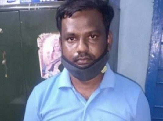 மனைவியிடம் நெருக்கமில்லை! சந்தேகத்தில் கணவனின் செல்போனை பார்த்தால்… காத்திருந்த அதிர்ச்சி!!