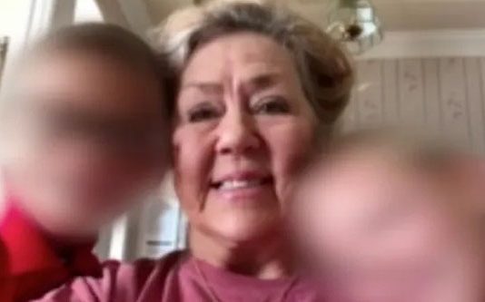 பாட்டியின் சடலத்துடன் ஒரு வாரம் வாழ்ந்த சிறுவர்கள் இருவர்: கண்டறிந்த ஆசிரியருக்கு குவியும் பாராட்டு!!