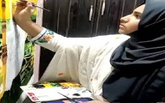 லண்டன் உணவகத்தில் 14 வயது இந்திய மாணவி வரைந்த ஓவியங்கள்! அதில் அப்படி என்ன இருக்கு தெரியுமா? வெளியான புகைப்படங்கள்..!