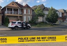 ஆ டை க ளி ன் றி சாலையோரம் இ.ற.ந்.துகி.டந்த இ ளம் பெ ண்: தாயார் கூறியுள்ள ப.ர.ப.ர.ப்பு தகவல்!!