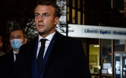 பிரான்ஸ் தலைநகரில் ஆசிரியை தலை துண்டித்து கொல்லப்பட்ட சம்பவம்! ஜனாதிபதி மேக்ரான் வெளியிட்ட முக்கிய தகவல்!!