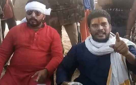 ஹத்ராஸ் சம்பவம்: குற்றம் சாட்டப்பட்டவர்களுக்கு ஆதரவாக நூற்றுக்கணக்கில் கூடிய உயர் சாதி ஆண்கள்!