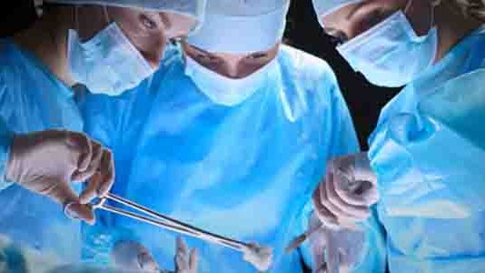 அ று வை சி கி ச்சை க் காக கா த் திரு ந்த நோ யா ளி… இ ரண் டு மு றை கீ ழே வி ழு ந் த இ த யம்! பி ன் பு ந ட ந்த து எ ன்ன?