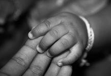 குழந்தையை எ.ரித்துக்கொ.ன்ற தாய்!அ திர்ச்சி பகீர் பின்னணி !!