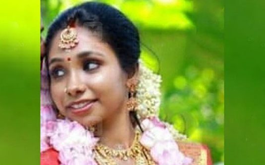 ஒன்றரை மாதம் முன்பு திருமணம்… பின்னர் நடந்த கொ டூ ர ச ம்பவம்!!