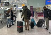 பிரெக்சிட்டால் கு ழ ப்பம்… விமானம் ஏற முயன்ற பிரித்தானியர்களை தடுத்து நிறுத்திய அதிகாரிகள்!