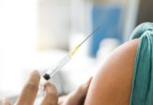 இலங்கையில் கோவிட் தடுப்பூசி செலுத்திய பெ ண்ணுக்கு நேர்ந்த கதி!!