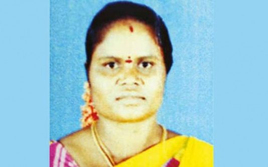 மகளுக்கு திருமண ஏற்பாடு செய்த 38 வயதான தாயார்! கணவன் வெளியில் சென்ற போது செய்த காரியம்..!