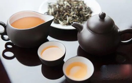 ஒரு தேநீரின் விலை ரூ.1,000 என்றால் உங்களால் நம்ப முடிகிறதா?