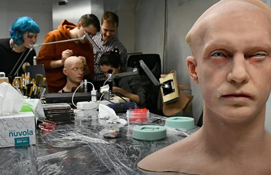 மனிதர்களை போலவே தோற்றமளிக்கும் ரோபோக்கள்… 3டி பிரிண்டிங் முறையில் தோல் தயாரிப்பு!! எங்கு தெரியுமா ?