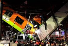 சாலையில் விழுந்த ரயில் …இரண்டாக பிளந்த பாலம்…கண் இமைக்கும் நொடியில் கோ.ர வி.ப.த்து!!