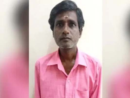50 வயது நபரிடம் துடியாய் துடித்த 3 வயது கு.ழந்தை: நள்ளிரவில் நடந்த சம்பவம்!!