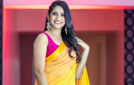 நடிகையானதும் இப்படியொரு திமிரா? கோபத்தை தூண்டிய லொஸ்லியா செயலால் பரபரப்பு!!