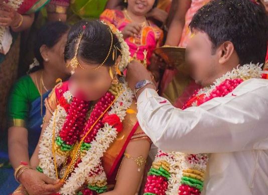வேறொரு பெண்ணுக்கு கண்முன்னே தாலி கட்டிய காதலன்… தடுக்க போ.ரா.டிய காதலி: அதன் பின் செ.ய்.த துணிச்சல் செயல்!!