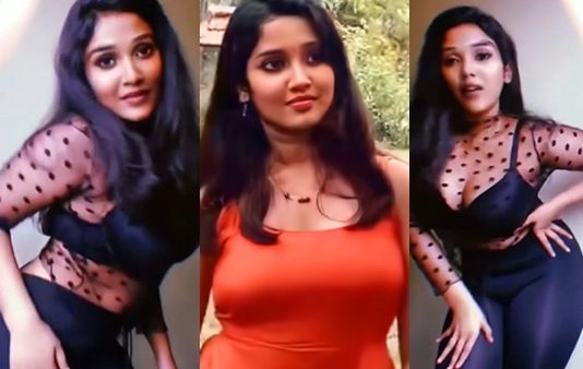உங்களுக்கு இது ‘கர்மா’ஆனா எங்களுக்கு இது ‘கவர்ச்சி’ : அனிகாவின் ஹாட் போட்டோஸ்!!