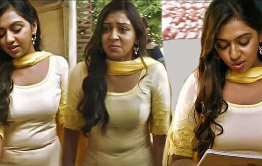 ஸ்கூல் படிக்கும் போது அதை செய்தேன்.. நடிகை லட்சுமி மேனன் ஓப்பன் டாக்!!