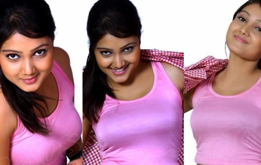சீரியல்ல இழுத்து போத்திக்கிறீங்க… பீச்சுக்கு போன திறந்து காட்டுறீங்க… ஷாக் பிரியங்கா நல்காரி!!