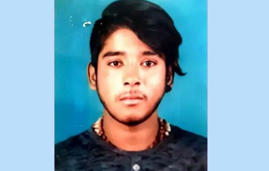திருநங்கையாக மாறிய மகன்… கேலி பேசிய அயலவர்கள் : தாய் எடுத்த விபரீத முடிவு!!