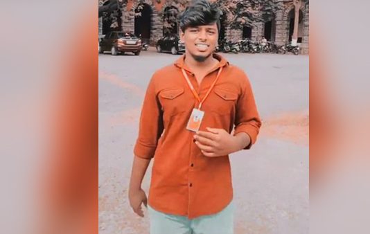 கல்லூரி மாணவர்களின் மோதலால் இளைஞனுக்கு நேர்ந்த சோகம்!!