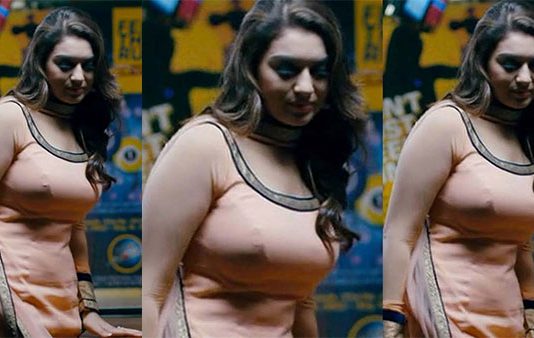 கிழிந்த டவுசருடன் தொப்புள் காட்டிய ஹன்சிகா ஹாட் போட்டோஸ்!!