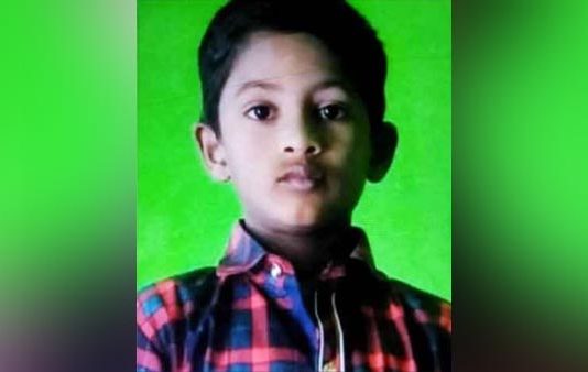 விளையாடிக் கொண்டிருந்த சிறுவனுக்கு நேர்ந்த சோகம் : கதறும் பெற்றோர்!!