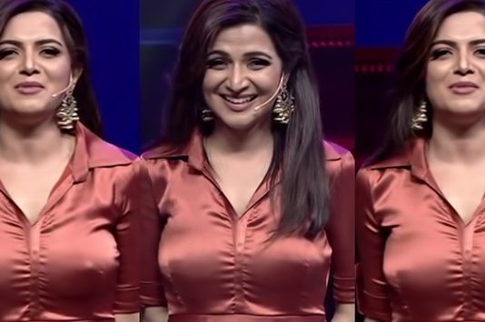 படு கவர்ச்சியான பிகினி உடையில் தொகுப்பாளினி திவ்யதர்ஷினி வெளியிட்ட புகைப்படங்கள்!!