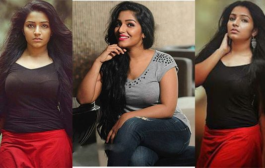 கவர்ச்சி உடையில் கவர்ச்சியில் உச்சம்… ரஜிஷா விஜயன் கிளாமர் போட்டோஸ்!!