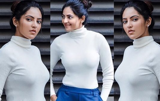 செழித்த அழகில் சிவந்து நிற்கும் செந்தேனே.. அழகை அள்ளித்தரும் அதுல்யா ரவி லேட்டஸ்ட் Pics!!