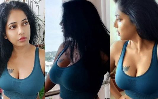 புடவையில் முன்னழகை காட்டி ரசிகர்களை சூடாக்கிய ரேஷ்மா பசுப்புலேட்டி!!