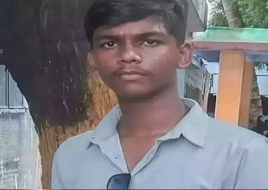சாதி கயிற்றால் பள்ளி மாணவனுக்கு சக மாணவர்களால் ஏற்பட்ட கொடூரம்!!