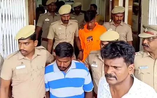 கூலிப்படை வைத்து கணவனை கொன்ற மனைவி : நெஞ்சை உலுக்கும் சம்பவம்!!