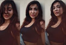 பாக்க பாக்க மூடு மாறுது… கழட்டி கழட்டி காட்டும் பார்வதி நாயரின் ஹாட் வீடியோ!!