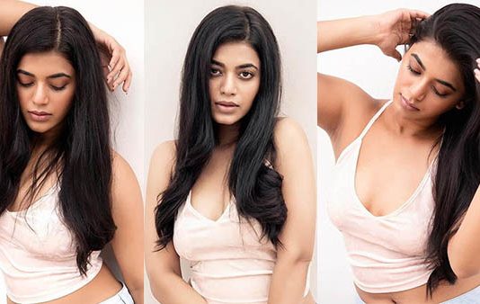 கொசுவலை டிரெஸ்ல என்னென்னமோ தெரியுது… குனிந்து முன்னழகை அப்பட்டமா காட்டிய யாமினி பாஸ்கர்!!