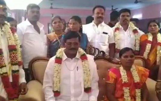 உயிரிழந்த 3 மாதங்கள் கழித்து மகள் திருமணத்தில் பங்கேற்ற தந்தை : மனதை உருக்கும் புகைப்படங்கள்!!