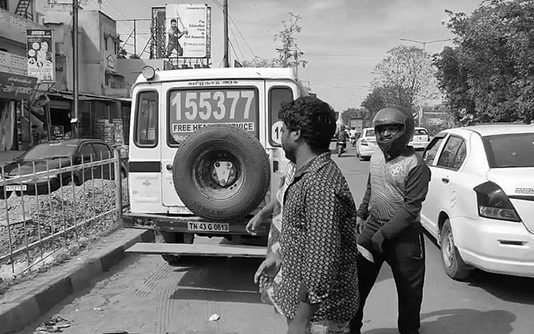 தாயின் நினைவு தினத்திற்கு சென்ற சிறுமி : தந்தையின் கண்ணெதிரே நேர்ந்த சோகம்!!