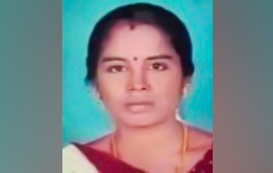 கள்ளகாதலனுக்கு மகளை விருந்தாக்க காபியில் மயக்க மாத்திரையை கொடுத்த தாய்… நடந்த விபரீதம்!!