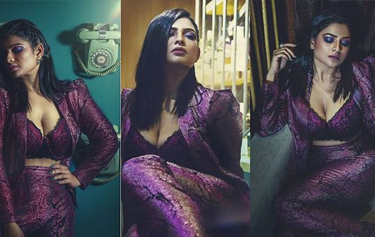 இப்படி மாறிட்டீங்களே.. பீச்சில் கவர்ச்சி காட்டி இணையத்தை அதிர வைத்த விஜே மகேஸ்வரி!!