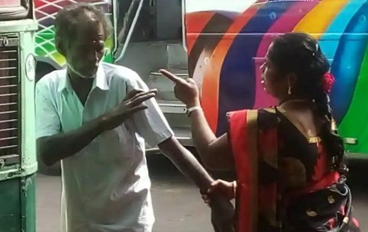 சில்மிசம் செய்த முதியவரை புரட்டி எடுத்த பெண் : குவியும் பாராட்டுகள்!!
