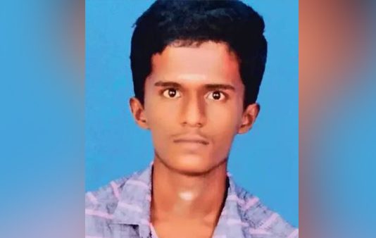 கிணற்றில் பிணமாக மிதந்த 17 வயது பள்ளி மாணவர் : அதிர்ச்சித் தகவல்!!