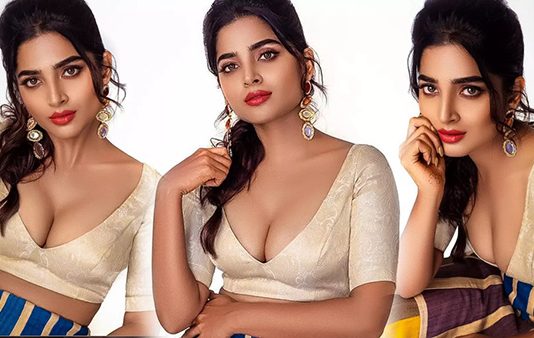 முன்னழகை தூக்கலா காட்டி கவர்ச்சி வீடியோவை வெளியிட்ட அனகா!!